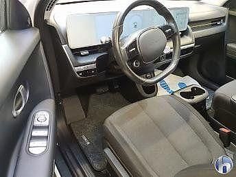 Gebraucht Hyundai Ioniq 125 kW (170 PS) 2023 Weiß Kleinwagen