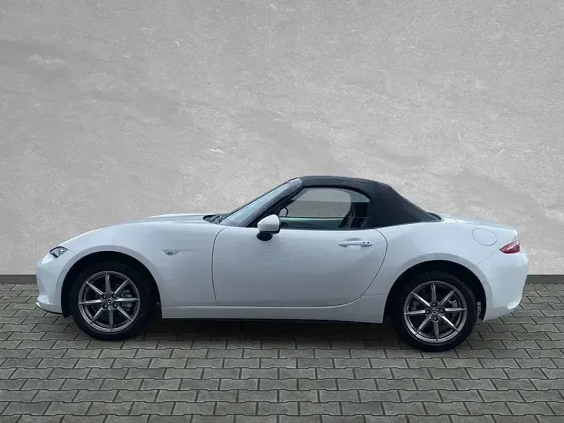 Nowe Mazda MX5 Exclusive-Line 132 KM (97 kW) 2026 Biały Kabriolet