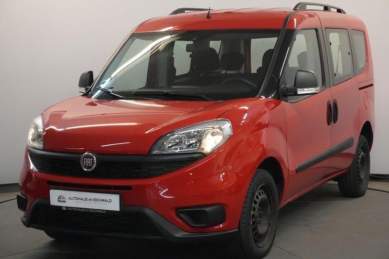 Gebraucht Fiat Doblò Pop 90 PS (66 kW) 2015 Rot Van / Kleinbus