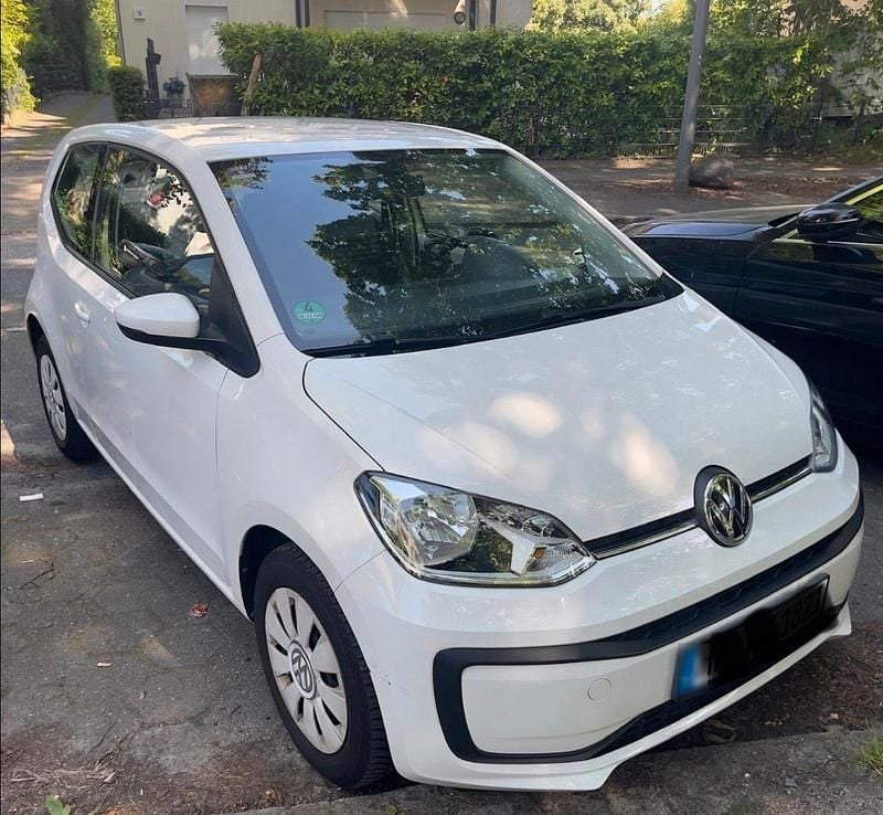 Second-hand VW up! 60 CP (44 kW) 2019 Alb Hatchback