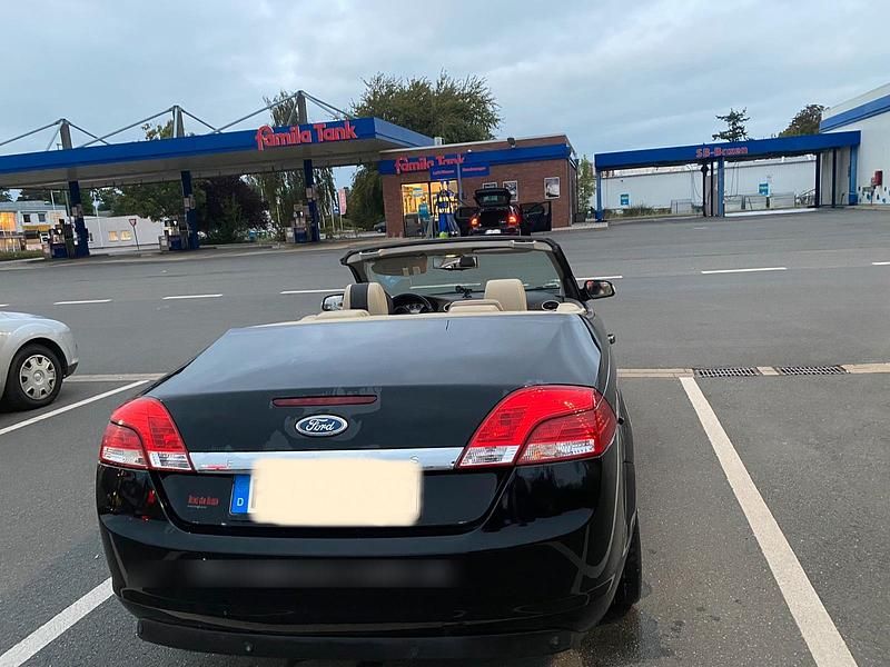 Gebraucht Ford Focus Cabriolet Titanium 145 PS (106 kW) 2008 Schwarz Cabrio