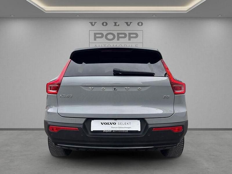Gebraucht Volvo XC40 Plus 163 PS (119 kW) 2024 Vapour grey SUV