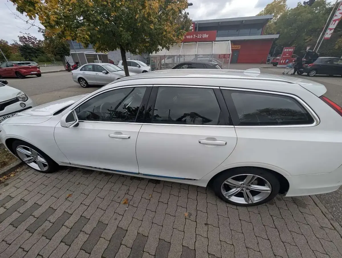 Gebraucht Volvo V90 Inscription 190 PS (139 kW) 2017 Weiß Kombi