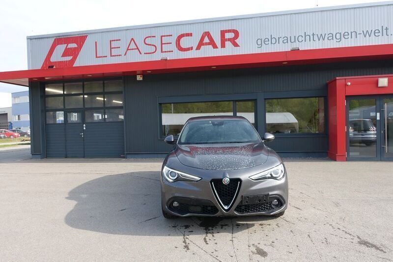 Gebraucht 2022 Alfa Romeo Stelvio SUV | 17.988 € (Superpreis) - Bild 1/4