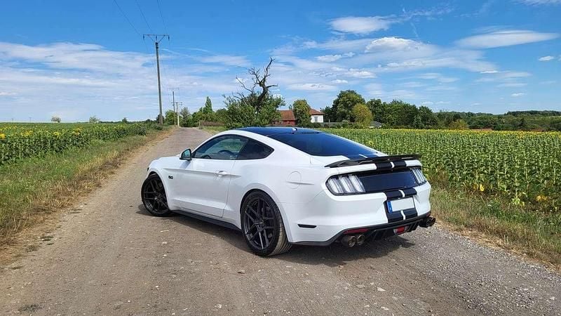 Gebraucht Ford Mustang 421 PS (309 kW) 2017 Weiß Coupé