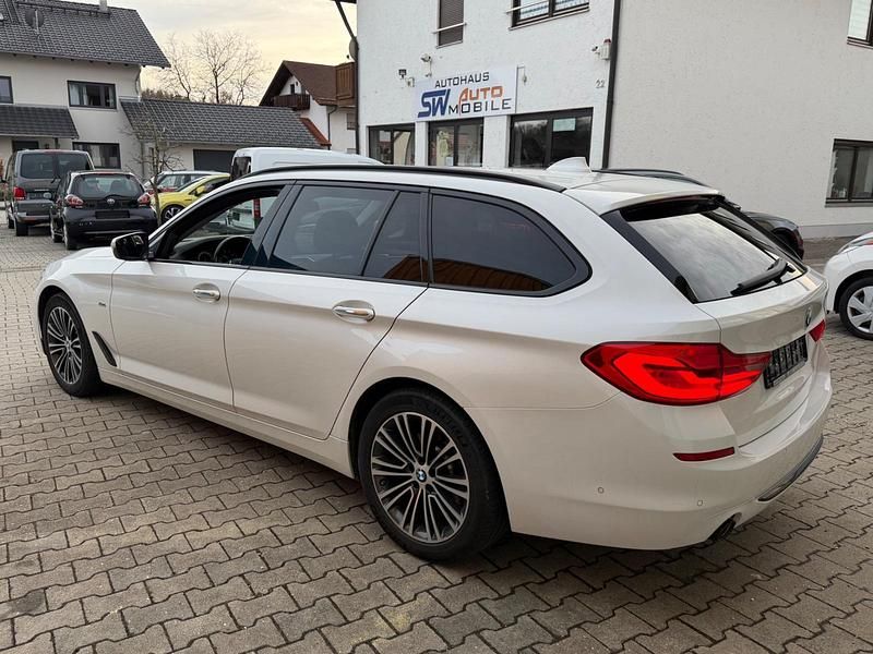 Gebraucht BMW 520 Sport Line 190 PS (139 kW) 2018 Weiß Kombi