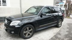 Schwarz metallic Gebraucht 2009 Mercedes GLK320 Edition 1 SUV | 35.000 € - Bild 1/4