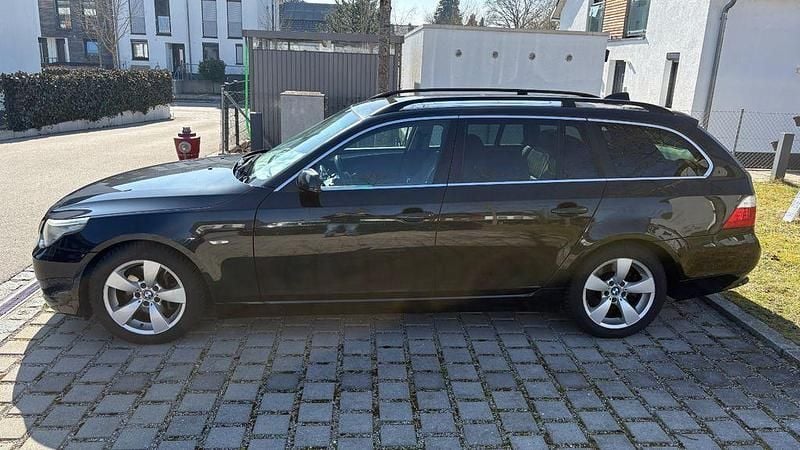 Second-hand BMW 525 197 CP (144 kW) 2007 Negru Break
