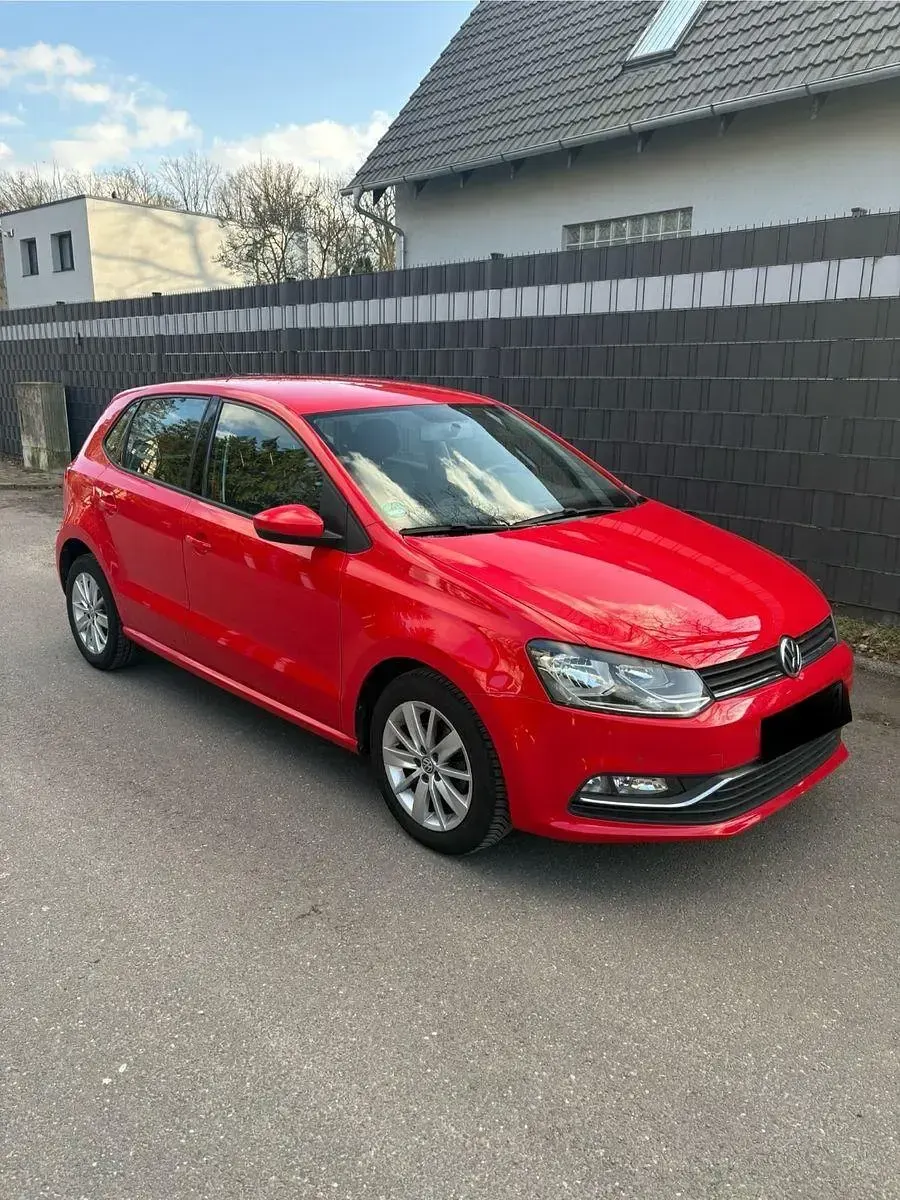 Gebraucht VW Polo Comfortline 60 PS (44 kW) 2017 Rot Kleinwagen