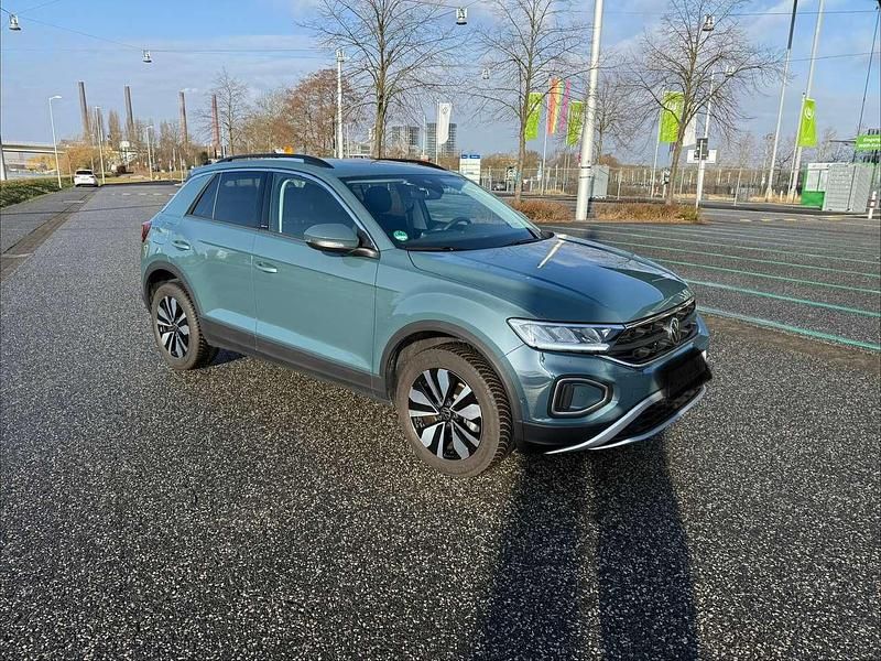 Gebraucht VW T-Roc Move 150 PS (110 kW) 2024 Blau SUV