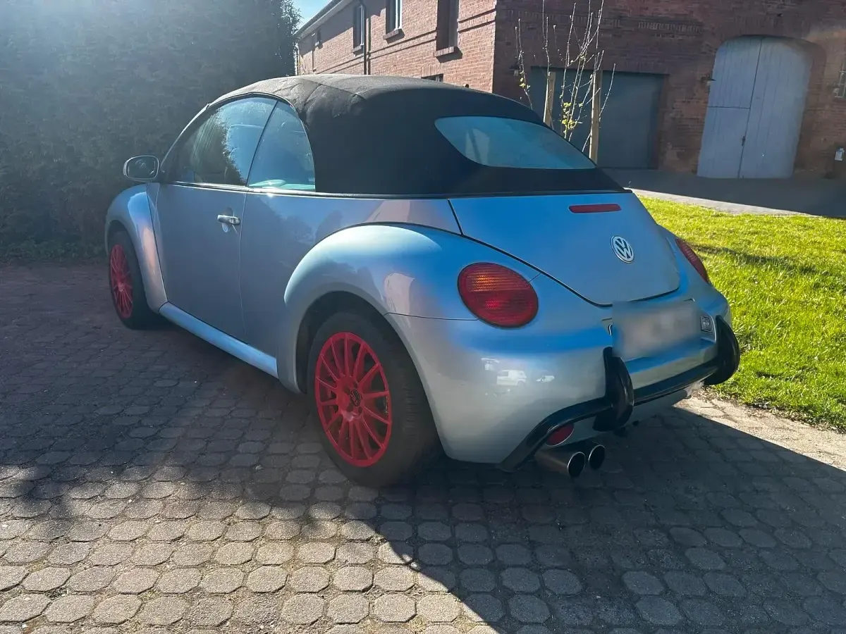 Gebraucht VW New Beetle 102 PS (75 kW) 2004 Blau Kleinwagen