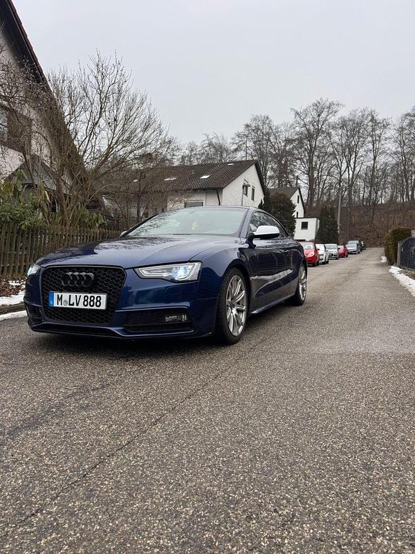 Gebraucht Audi A5 Design 190 PS (139 kW) 2016 Blau Coupé