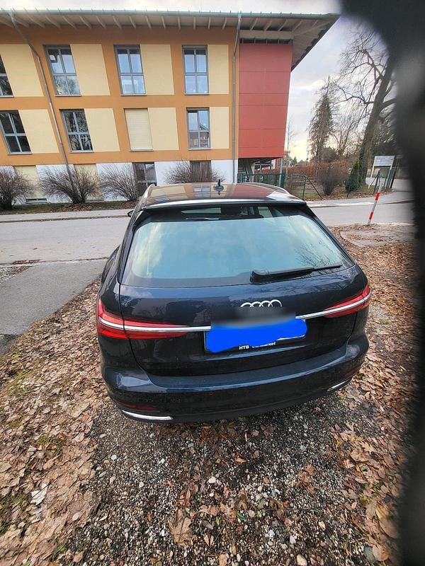 Gebraucht Audi A6 204 PS (150 kW) 2019 Blau Kombi