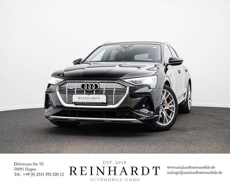 Brillantschwarz Gebraucht 2021 Audi e-tron S-Line SUV | 29.980 € (Superpreis) - Bild 1/3