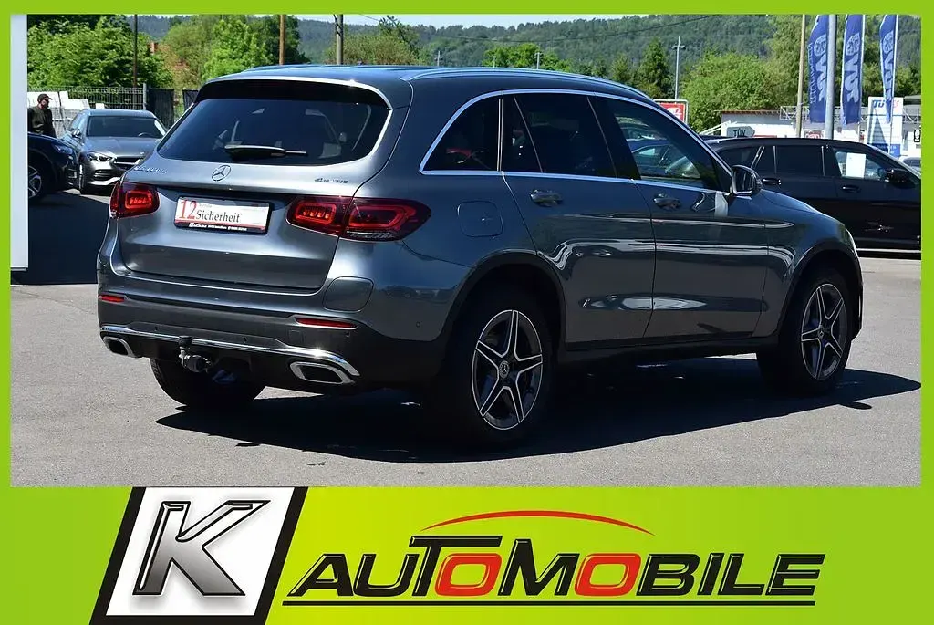 Gebraucht Mercedes GLC300de AMG line 317 PS (233 kW) 2021 Grau SUV