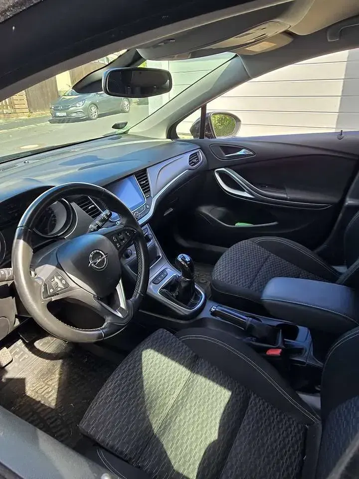 Gebraucht Opel Astra Edition 105 PS (77 kW) 2018 Schwarz Kombi