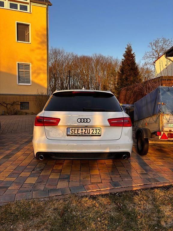 Gebraucht Audi A6 Ambiente 245 PS (180 kW) 2014 Weiß Kombi
