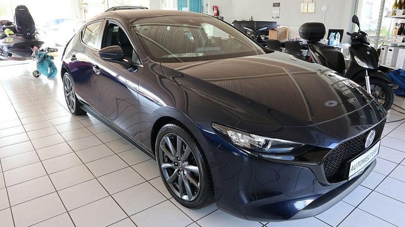 Usata Mazda 3 122 CV (89 kW) 2019 Blu Berlina