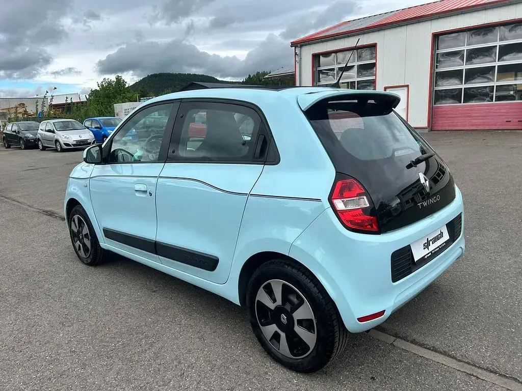 Używany Renault Twingo Dynamique 71 KM (52 kW) 2014 Niebieski Hatchback