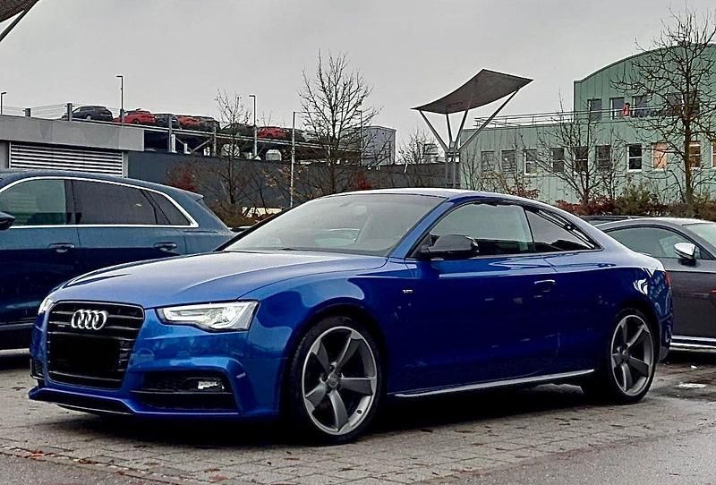 Blau Gebraucht 2016 Audi A5 S-Line Coupé | 21.400 € (Superpreis) - Bild 1/4