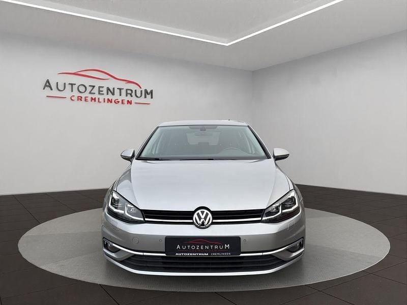 Gebraucht VW Golf VII Join 131 PS (96 kW) 2019 Silber Limousine
