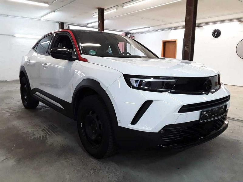 White jade (metallic) Gebraucht 2021 Opel Mokka GS Line SUV | 15.999 € (Fairer Preis) - Bild 1/4