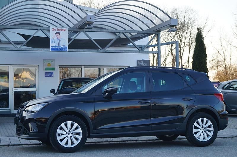 Schwarz Gebraucht 2024 Seat Arona Style SUV | 19.470 € (Fairer Preis) - Bild 1/4