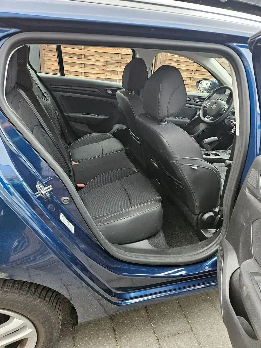 Gebraucht Renault Mégane GrandTour 116 PS (85 kW) 2020 Blau Kombi
