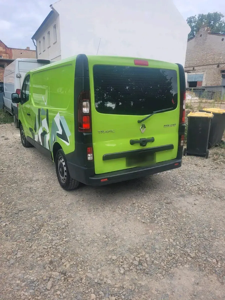 Gebraucht Renault Trafic 2016 Grün Van / Kleinbus
