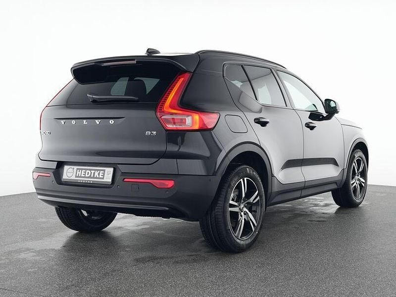 Neu Volvo XC40 Plus 2026 Schwarz SUV