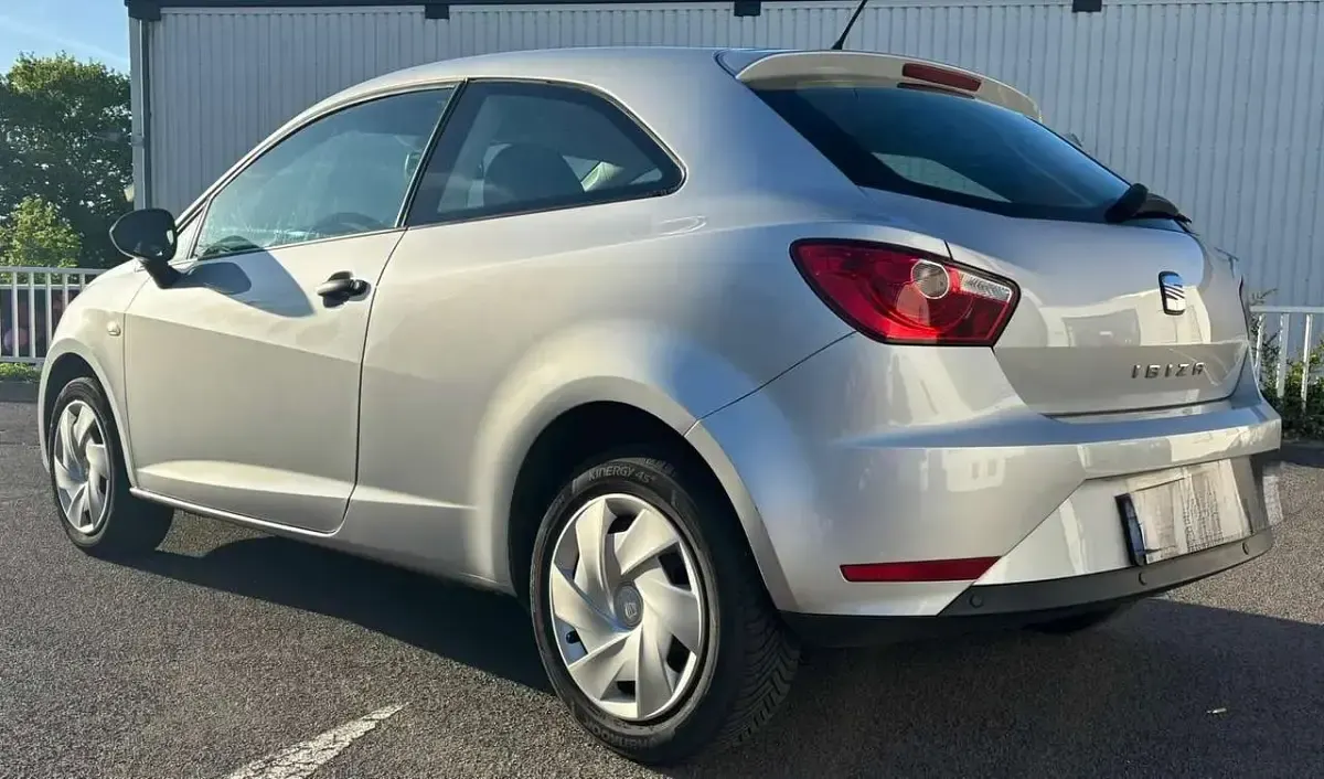 Gebraucht Seat Ibiza SC Stylance 69 PS (50 kW) 2012 Silber Kleinwagen