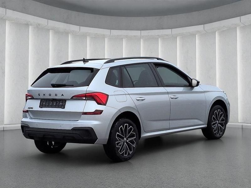 Gebraucht Skoda Kamiq Selection 95 PS (69 kW) 2024 Silber SUV