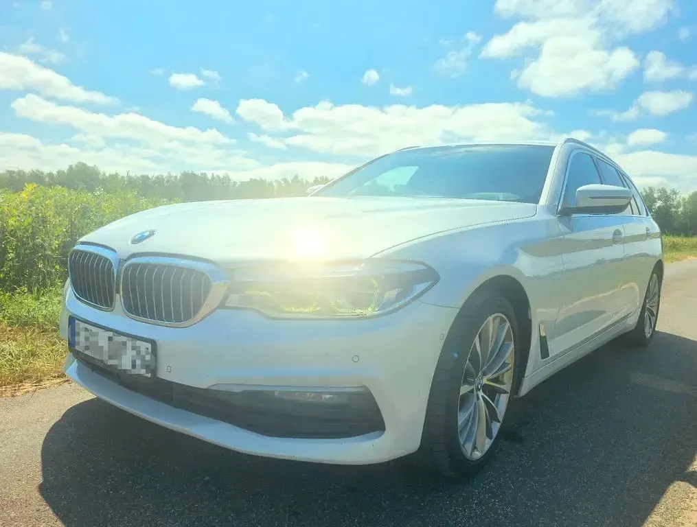Gebraucht BMW 530 265 PS (194 kW) 2019 Weiß Kombi