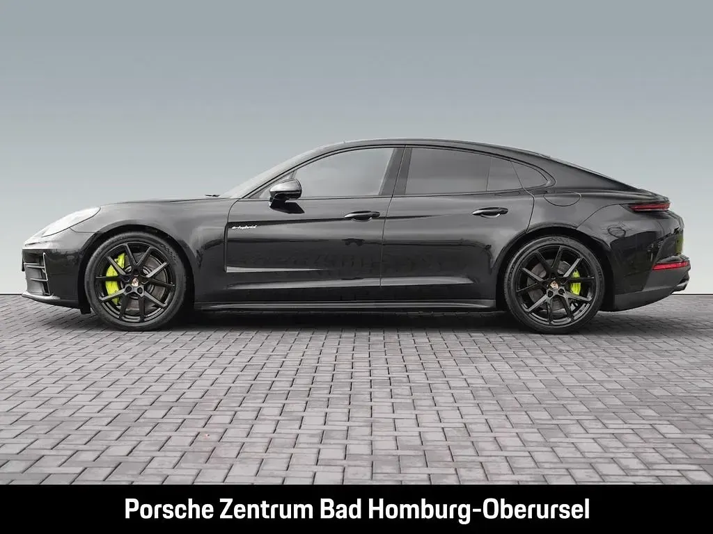 Gebraucht Porsche Panamera 4S E-Hybrid 544 PS (400 kW) 2025 Tiefschwarzmetallic Kleinwagen
