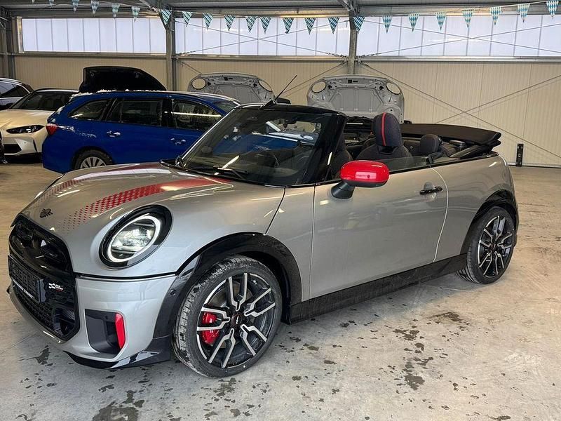 Neu Mini John Cooper Works Cabriolet 231 PS (169 kW) 2026 Silber Cabrio