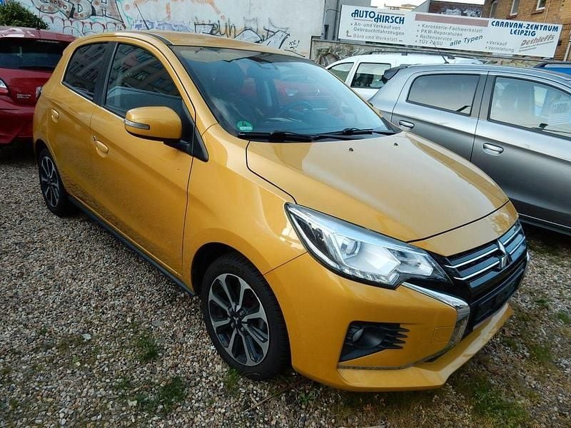 Second-hand Mitsubishi Space Star Top 80 CP (58 kW) 2000 Galben Monovolum