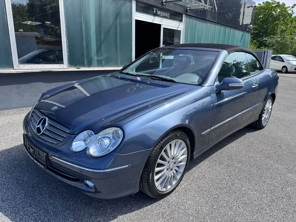 Gebraucht Mercedes CLK240 Elegance 170 PS (125 kW) 2004 Blau Cabrio