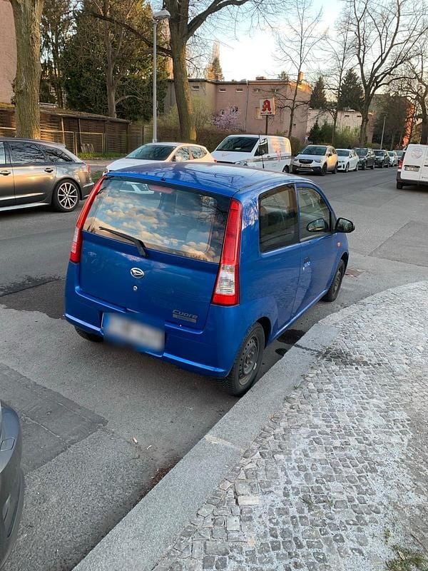Gebraucht Daihatsu Cuore 58 PS (42 kW) 2006 Blau Kleinwagen