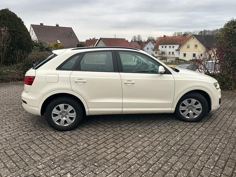 Gebraucht Audi Q3 140 PS (102 kW) 2013 Weiß SUV