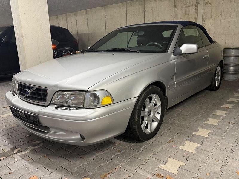 Gebraucht Volvo C70 163 PS (119 kW) 2002 Silber Cabrio