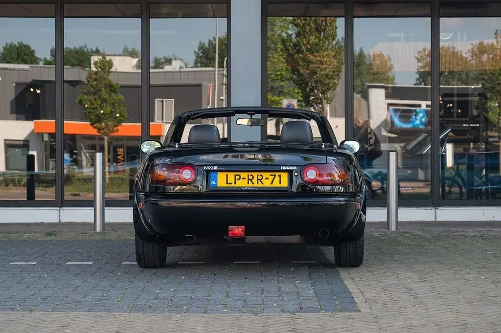 Gebraucht Mazda MX5 131 PS (96 kW) 1995 Schwarz Cabrio