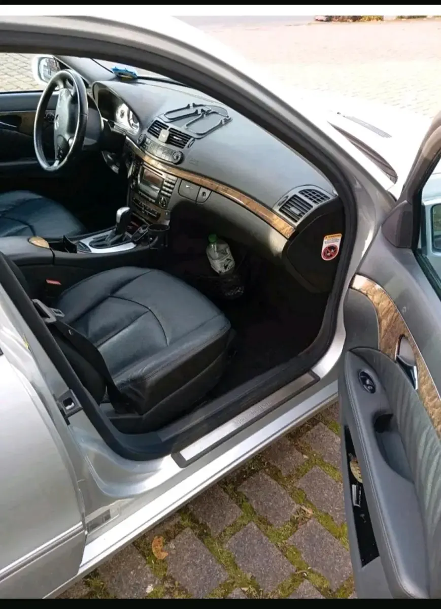 Gebraucht Mercedes E280 Elegance 191 PS (140 kW) 2005 Silber Limousine