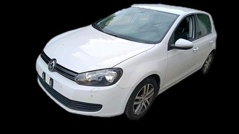 Weiß Gebraucht 2010 VW Golf VI Kleinwagen | 2.200 € (Superpreis) - Bild 1/4
