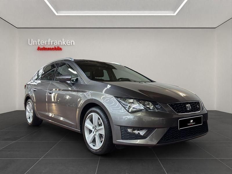 Grau Gebraucht 2016 Seat Leon ST FR Kombi | 12.980 € (Etwas zu teuer) - Bild 1/4