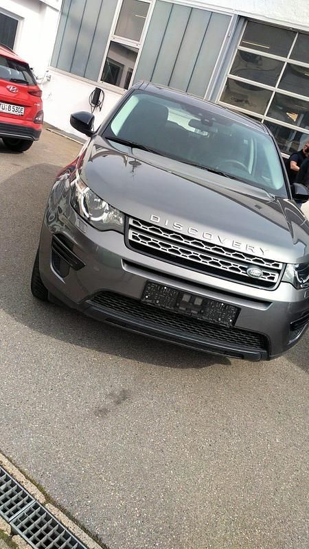 Grau Gebraucht 2017 Land Rover Discovery Sport SUV | 10.000 € (Superpreis) - Bild 1/4