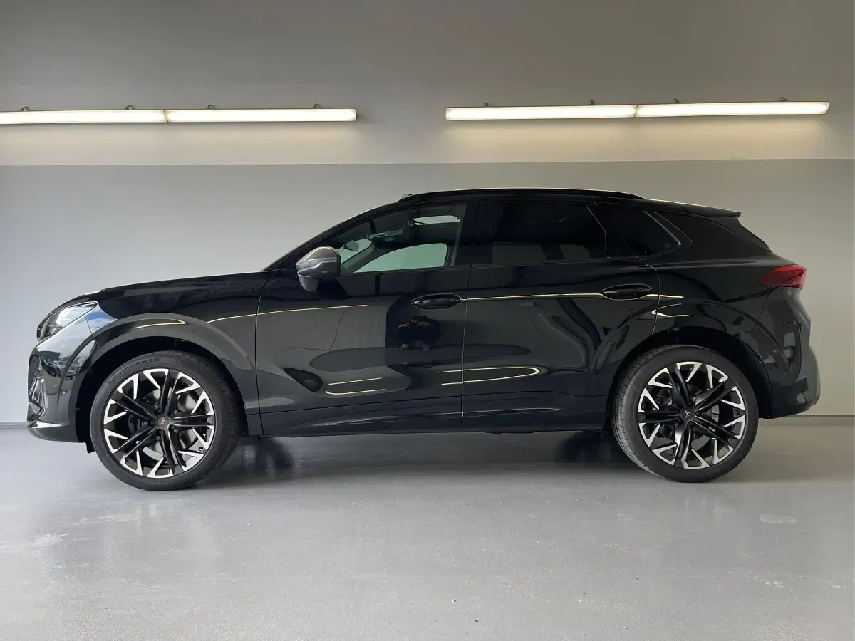 Ny Cupra Terramar VZ2 265 HK (194 kW) 2026 Blå SUV