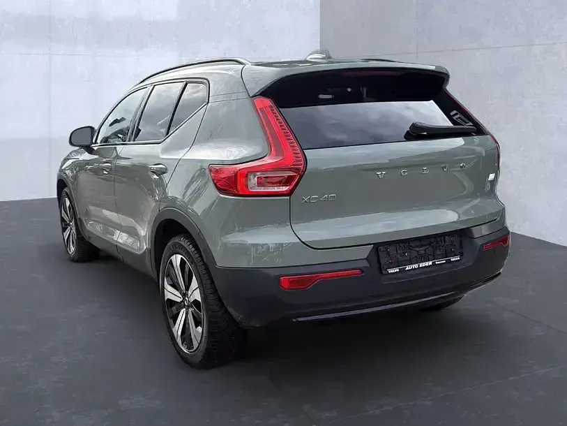 Gebraucht Volvo XC40 Plus 261 PS (191 kW) 2022 Grün SUV