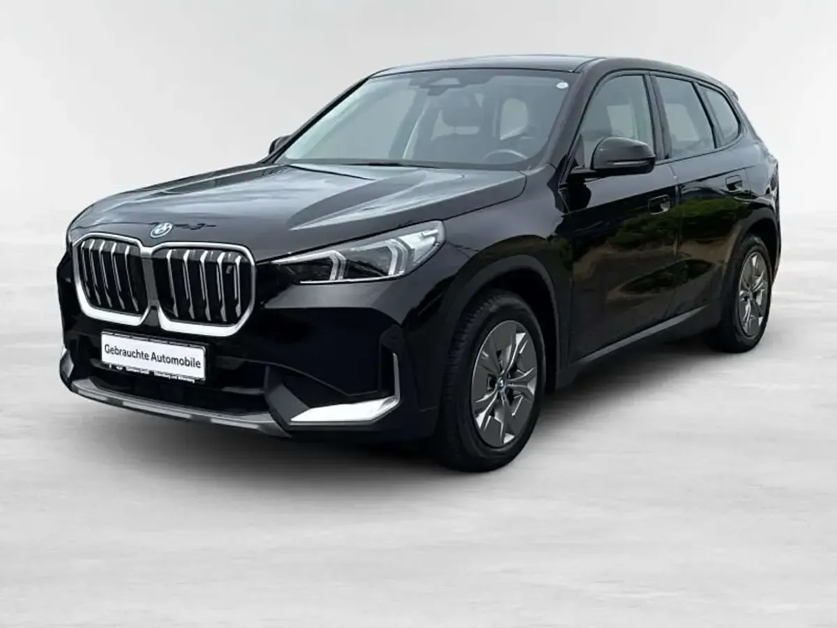 Gebraucht BMW iX1 Performance 225 kW (306 PS) 2023 Schwarz SUV