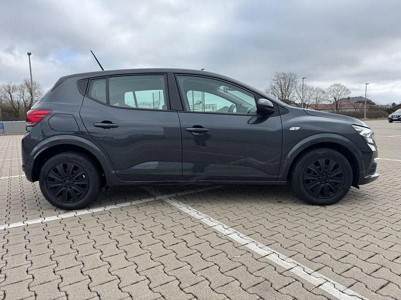 Gebraucht Dacia Sandero Comfort 91 PS (66 kW) 2021 Grau Limousine