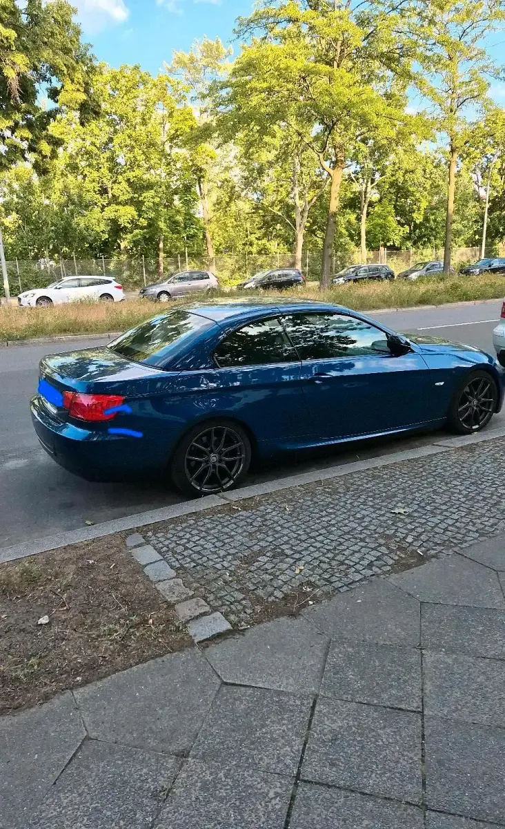 Gebraucht BMW 320 Cabriolet M Performance 170 PS (125 kW) 2013 Blau Cabrio